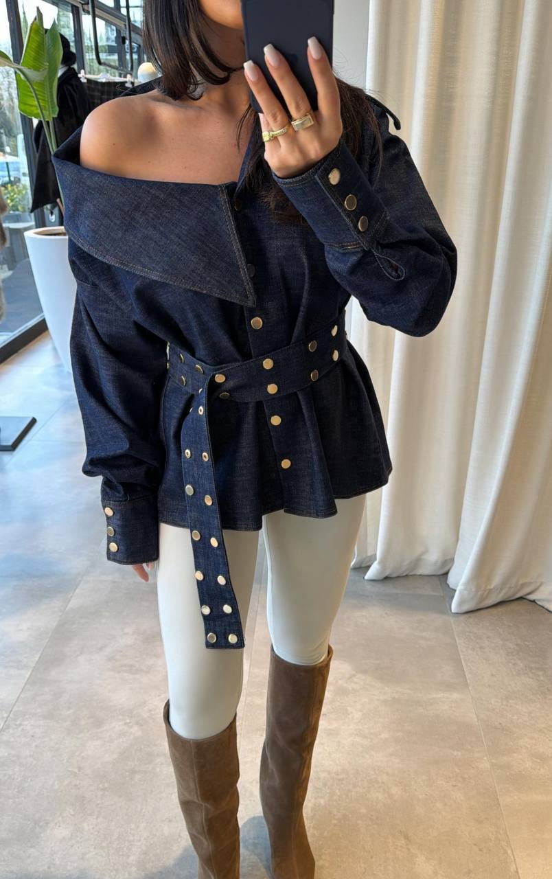 KD7019_tops_black_oversized collar (19).jpg