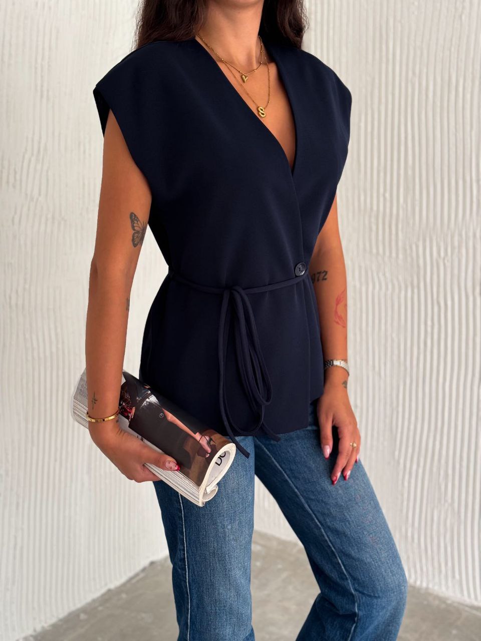 mse6858_vest_black_wrap (14).jpg